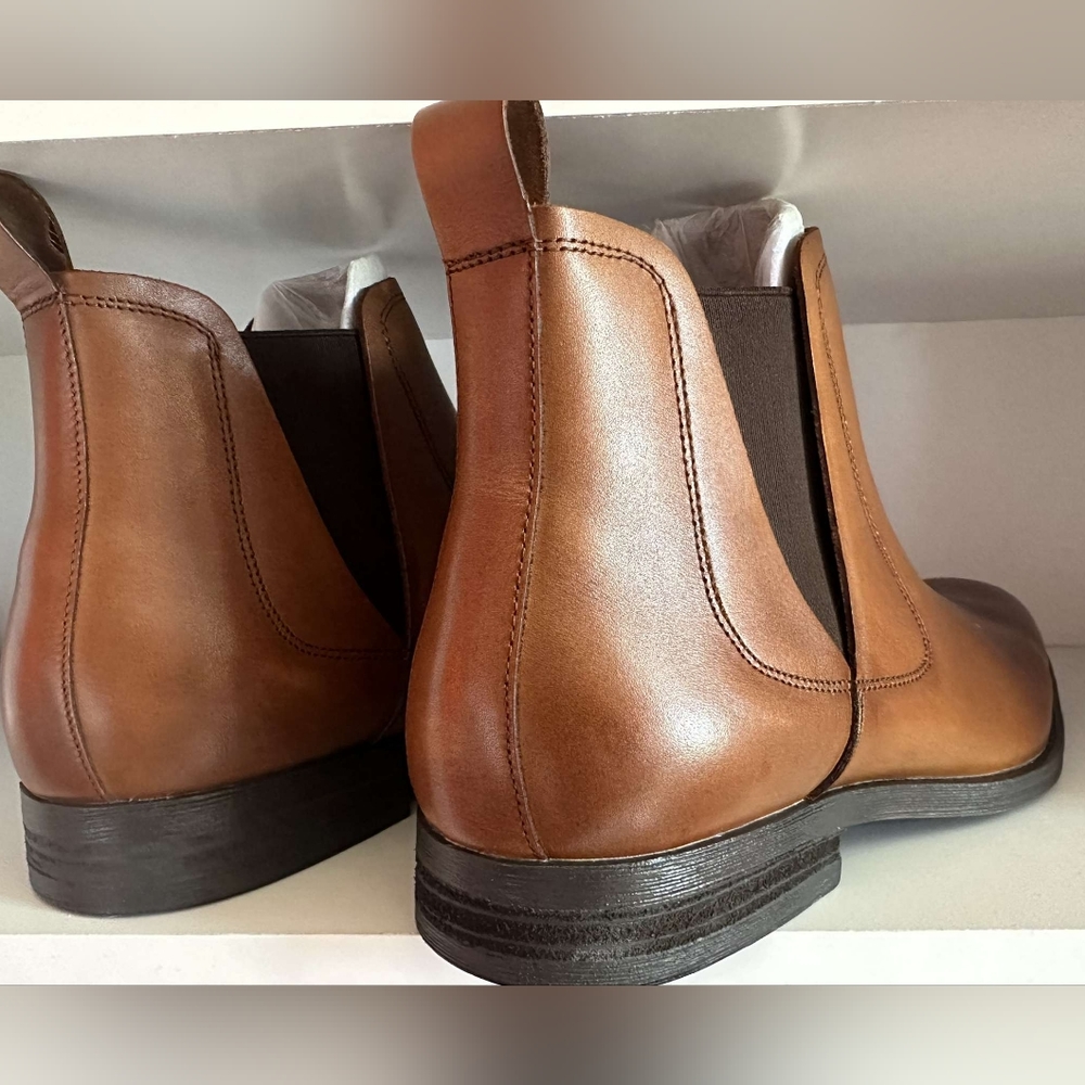 Aldo mens size 10 vardre Chelsea boots